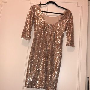 NEVER WORN!! Gold sequin dress